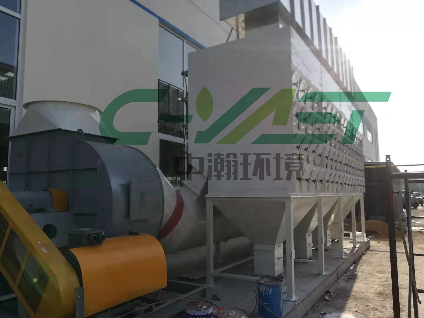 青岛某大型工业装备公司，其中一套除尘除烟工程安装完成