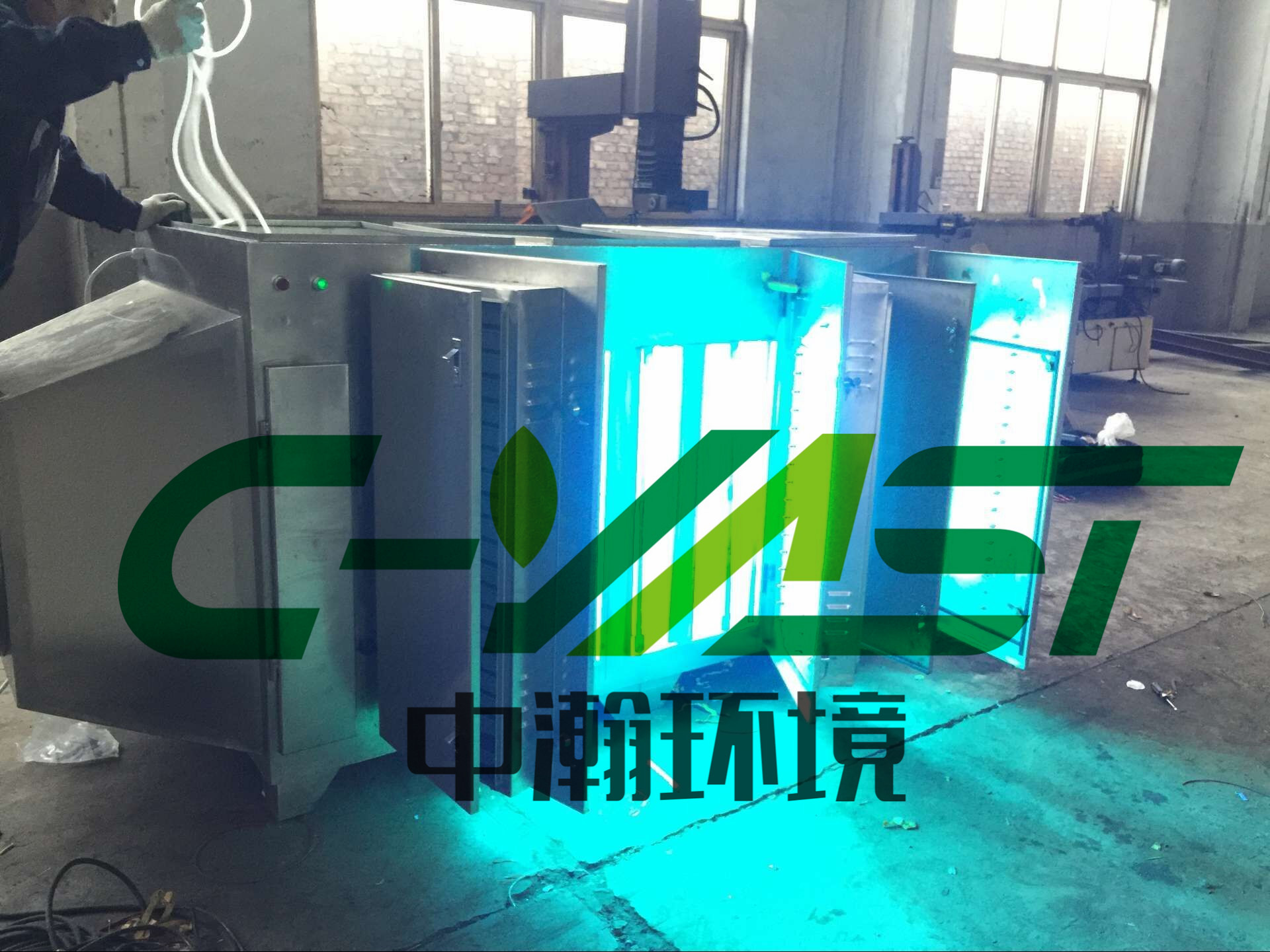 喷漆房废气处理新技术---UV光解