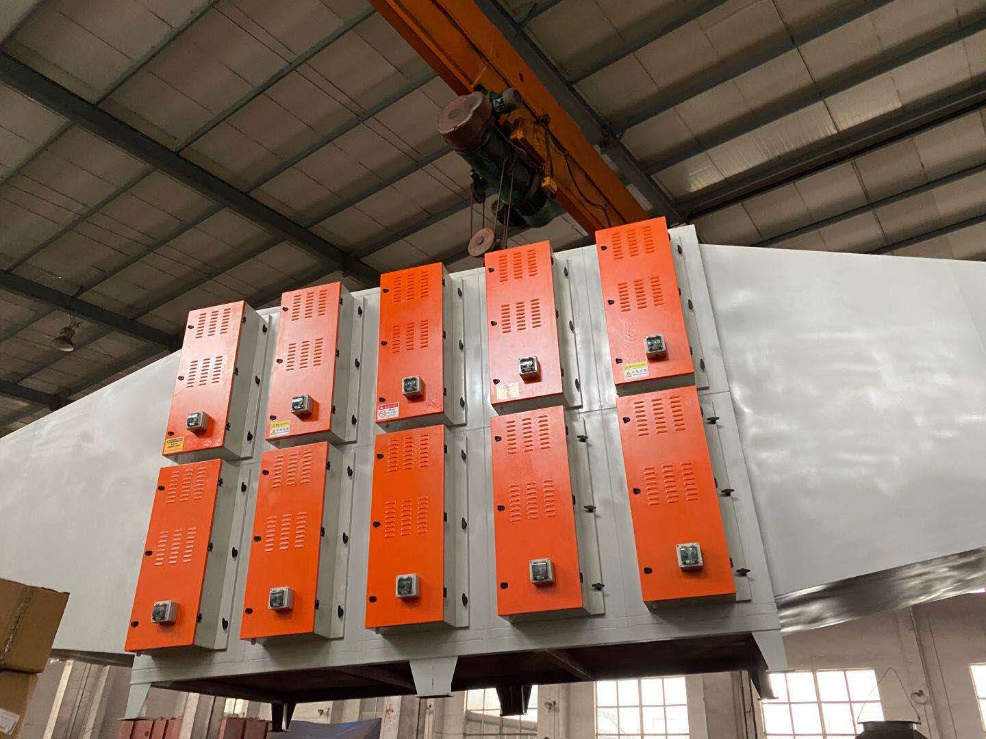 青岛客户定制12万风量低温等离子净化器发货